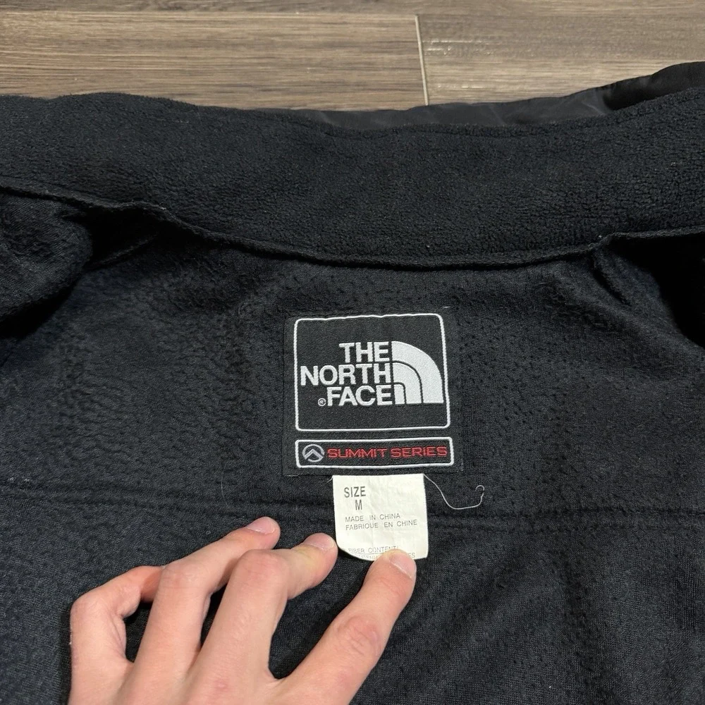 The North Face comes jacket